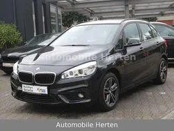 Schwarz Gebraucht 2018 BMW 218 Active Tourer Advantage Van / Kleinbus | 15.690 € (Etwas zu teuer)
