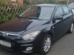 Schwarz Gebraucht 2010 Hyundai i30 Kleinwagen | 3.000 € (Superpreis)
