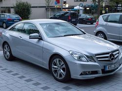 Silber Gebraucht 2010 Mercedes E350 Avantgarde Coupé | 12.000 € (Fairer Preis)