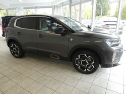 Grau Gebraucht 2023 Citroën C5 Aircross SUV | 43.990 €