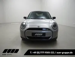 Silber Gebraucht 2024 Mini Cooper SE Kleinwagen | 34.490 € (Teuer)