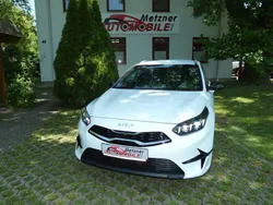 Weiß Neu 2025 Kia Ceed Sportswagon Kombi | 24.980 € (Guter Preis)
