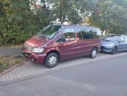 Rot Gebraucht 2003 Mercedes Vito Van | 5.500 €