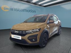 Beige Gebraucht 2024 Dacia Sandero Stepway Kleinwagen | 19.599 € (Etwas zu teuer)