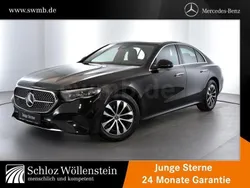 Schwarz Gebraucht 2024 Mercedes E220 Avantgarde Limousine | 51.270 € (Fairer Preis)
