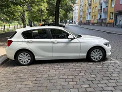 Weiß Gebraucht 2018 BMW 118 Sport Line Kleinwagen | 14.300 € (Superpreis)