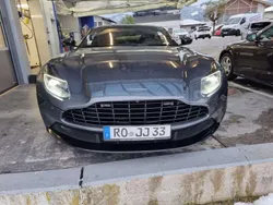 Schwarz Gebraucht 2022 Aston Martin DB11 Coupé | 155.000 €