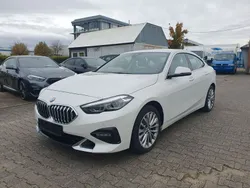 Weiß Gebraucht 2020 BMW 218 Luxury Line Coupé | 21.499 € (Fairer Preis)