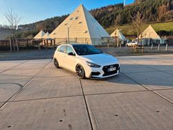 Weiß Gebraucht 2020 Hyundai i30 N Performance Limousine | 22.100 € (Guter Preis)