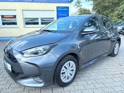 Grau Gebraucht 2023 Toyota Yaris Comfort Kleinwagen | 16.490 € (Fairer Preis)