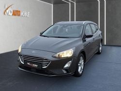 Grau Gebraucht 2019 Ford Focus Cool & Connect Limousine | 13.900 € (Etwas zu teuer)
