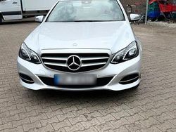 Silber Gebraucht 2015 Mercedes E300 Limousine | 15.750 € (Guter Preis)