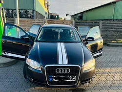 Schwarz Gebraucht 2005 Audi A4 Kombi | 2.500 €