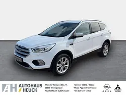 Weiss Gebraucht 2017 Ford Kuga Titanium SUV | 13.950 € (Fairer Preis)