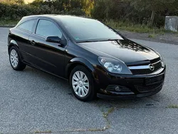 Schwarz Gebraucht 2007 Opel Astra GTC Coupé | 2.900 €