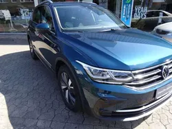 Blau (metallic) Gebraucht 2021 VW Tiguan Elegance SUV | 29.850 € (Guter Preis)