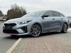 Silber Gebraucht 2021 Kia ProCeed GT Kleinwagen | 20.900 € (Guter Preis)