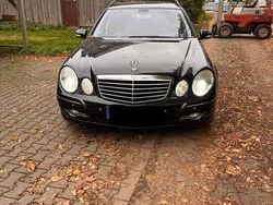 Schwarz Gebraucht 2007 Mercedes E220 Kombi | 2.300 € (Guter Preis)