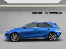(b3l) blue flame m (blau) Neu 2025 Kia Ceed GT GT-Line Limousine | 32.980 € (Etwas zu teuer)