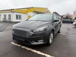 Grau Gebraucht 2015 Ford Focus Titanium Kombi | 6.100 € (Fairer Preis)