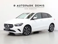 Weiß Gebraucht 2022 Mercedes B250e Van / Kleinbus | 19.985 € (Superpreis)
