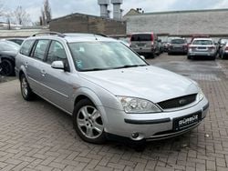 Silber Gebraucht 2002 Ford Mondeo Ghia Kombi | 850 € (Superpreis)