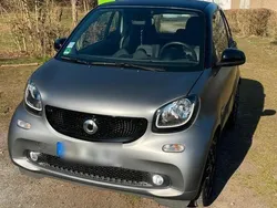 Grau Gebraucht 2015 Smart ForTwo Coupé Passion Kleinwagen | 13.400 € (Fairer Preis)