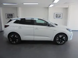Weiß Gebraucht 2023 Opel Grandland X Business Elegance SUV | 18.900 € (Fairer Preis)
