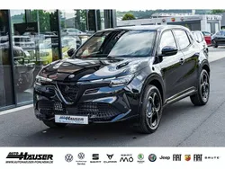 Schwarz Neu 2025 Alfa Romeo GT Junior SUV | 31.985 €