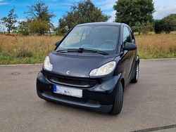Schwarz Gebraucht 2010 Smart ForTwo Coupé Coupé | 3.700 € (Fairer Preis)