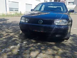 Schwarz Gebraucht 2002 VW Golf IV Limousine | 1.800 € (Guter Preis)