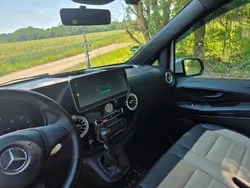 Weiß Gebraucht 2018 Mercedes Vito Van / Kleinbus | 28.000 €