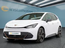 Weiß Gebraucht 2023 Cupra Born Kleinwagen | 32.699 € (Etwas zu teuer)