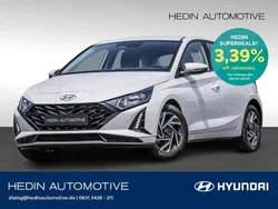 Rot Neu 2025 Hyundai i20 Trend Limousine | 20.490 € (Guter Preis)