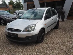 Silber Gebraucht 2005 Ford Fiesta Ambiente Kleinwagen | 1.290 € (Fairer Preis)
