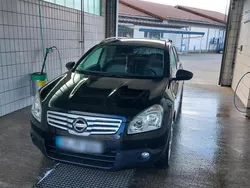 Schwarz Gebraucht 2010 Nissan Qashqai SUV | 10.500 €