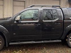 Schwarz Gebraucht 2012 Nissan Navara Abholung | 18.000 €