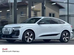 Weiß Neu 2025 Audi Q6 Sportback e-tron Comfort SUV | 81.985 € (Fairer Preis)
