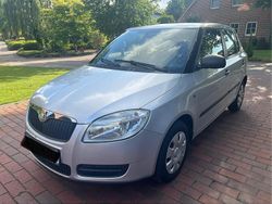 Silber Gebraucht 2009 Skoda Fabia Classic Kleinwagen | 2.750 € (Fairer Preis)