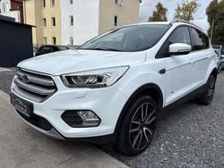 Weiß Gebraucht 2018 Ford Kuga Cool & Connect SUV | 9.490 €