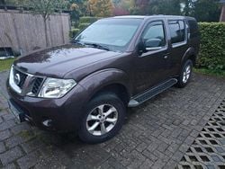 Braun Gebraucht 2025 Nissan Pathfinder SUV | 14.000 €
