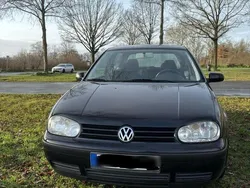 Schwarz Gebraucht 2001 VW Golf IV Kleinwagen | 2.134 € (Teuer)