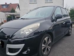 Schwarz Gebraucht 2011 Renault Grand Scénic III Bose Edition Van / Kleinbus | 3.999 € (Guter Preis)