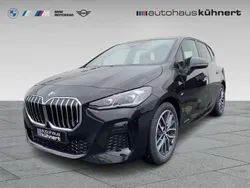 Black sapphire metallic Neu 2025 BMW 223 Active Tourer Performance Van / Kleinbus | 53.890 € (Teuer)