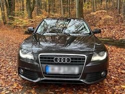 Schwarz Gebraucht 2011 Audi A4 Kombi | 7.090 € (Fairer Preis)