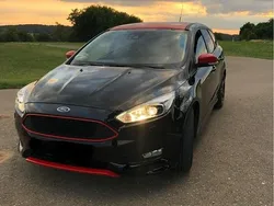 Schwarz Gebraucht 2016 Ford Focus Sport Kombi | 9.300 € (Fairer Preis)