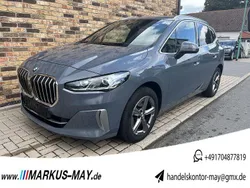 Grau Gebraucht 2022 BMW 218 Active Tourer Luxury Line Van / Kleinbus | 25.888 € (Guter Preis)