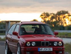 Rot Gebraucht 1990 BMW 325 Sport Line Limousine | 22.500 €