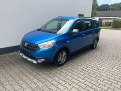 Blau Gebraucht 2018 Dacia Lodgy Stepway Van / Kleinbus | 9.490 € (Fairer Preis)
