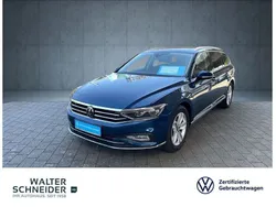 Aquamarinblau metallic Gebraucht 2023 VW Passat Elegance Kombi | 29.450 € (Fairer Preis)